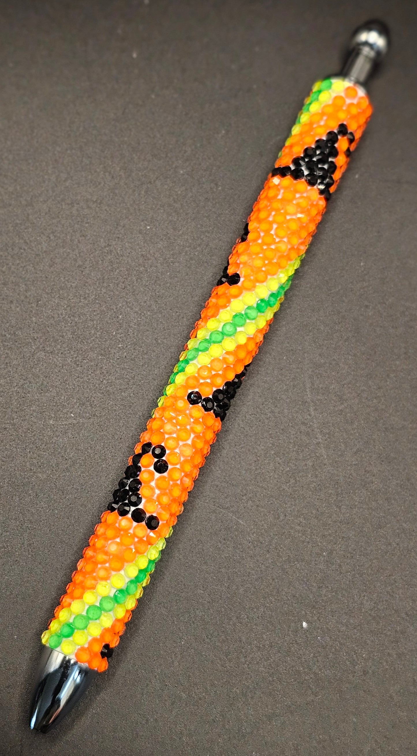Pen 16